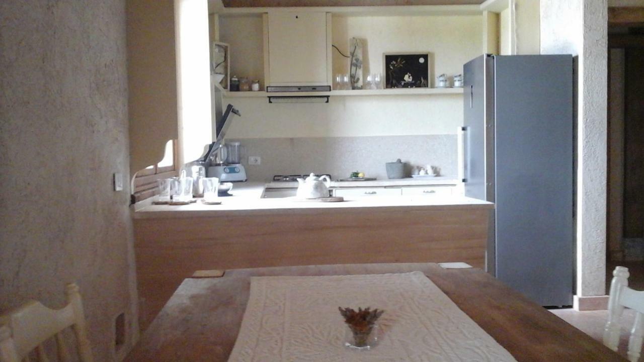 Hotel The Straw House Alghero Esterno foto